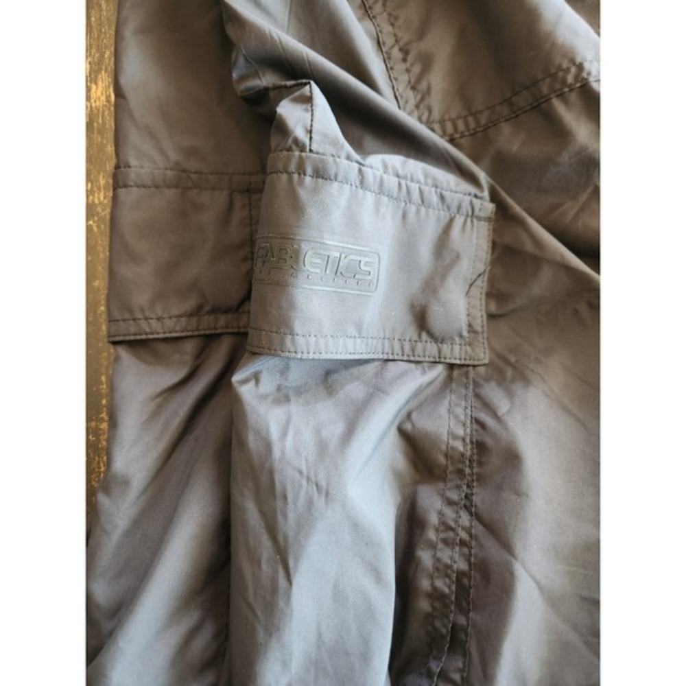 Fabletics Women's Size Small Lightweight Cargo Jogger Pants Black 28x30"‎ - Picture 9 of 11